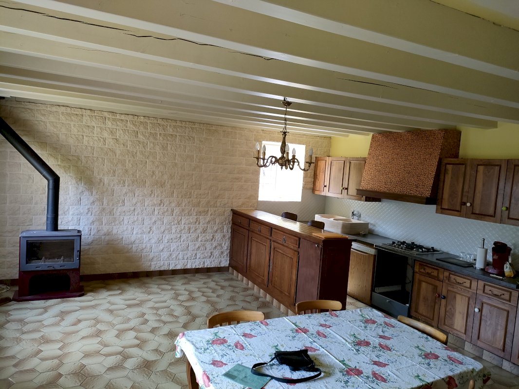 Maison 4 pièces Livradois Forez - Photo 5 - Le Brugeron