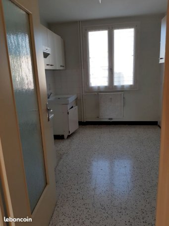 Appartement 3 pièces 65m² - Photo 6 - Montélimar