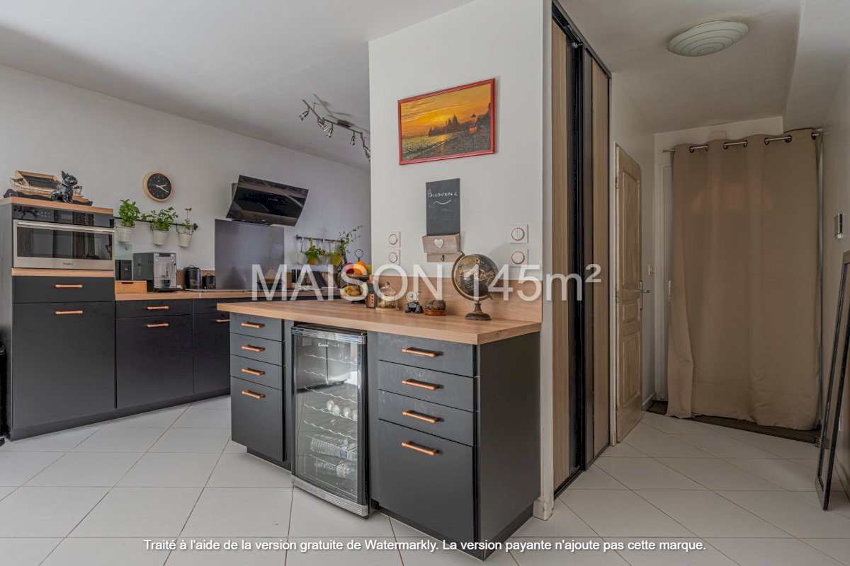 Maison 145m² 4 chambres sur terrain 433m² - Photo 6 - La Rivière