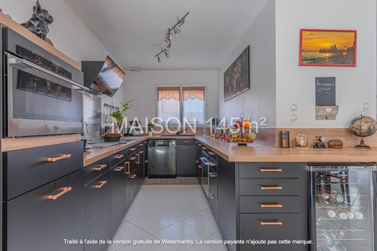 Maison 145m² 4 chambres sur terrain 433m² - Photo 7 - La Rivière