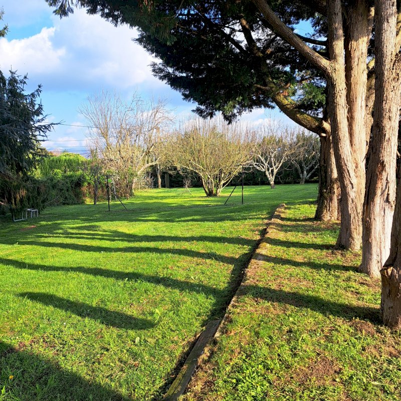 Grande Maison Traditionnelle à la campagne / 9 pièces / 180 m² / Terrain 1500 m² à 15 minutes gare SNCF et accès autoroute - Photo 7 - Saint-Bonnet-de-Chavagne