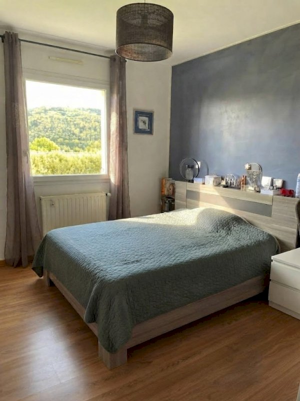 Maison contemporaine 126 m² - 4 chambres - Terrain clôturé - Photo 7 - Marsat