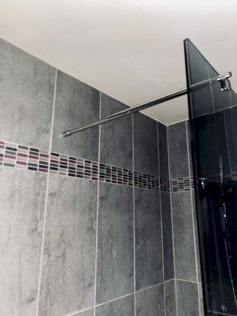 APPARTEMENT EN EXCELLENT ETAT - Photo 8 - Le Chambon-Feugerolles
