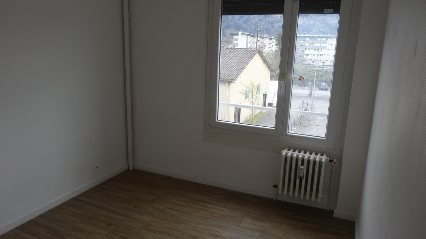 Particulier VEND Appartement 5 pièces 77m² - Photo 8 - Cluses