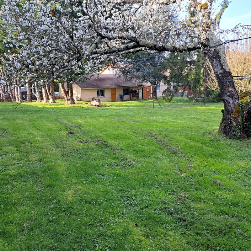 Grande Maison Traditionnelle à la campagne / 9 pièces / 180 m² / Terrain 1500 m² à 15 minutes gare SNCF et accès autoroute - Photo 8 - Saint-Bonnet-de-Chavagne