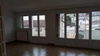 APPARTEMENT 4 PIECES - Le Chambon-Feugerolles (42500)