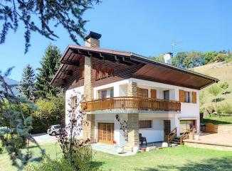 Propriété authentique savoyarde 8 pièces - Thyez (74300)