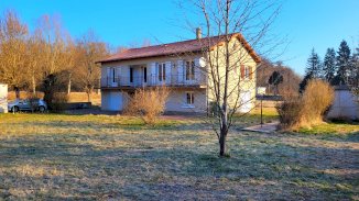 Grande maison individuelle - Lavoûte-sur-Loire (43800)