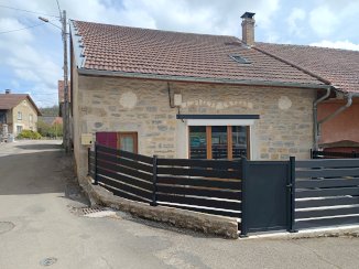Maison de village 80m2 habitables - Évosges (01230)