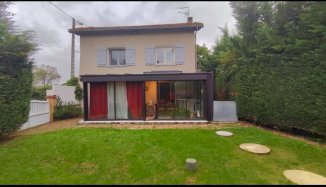 Maison rénovée de 140 m² - Noalhat (63290)